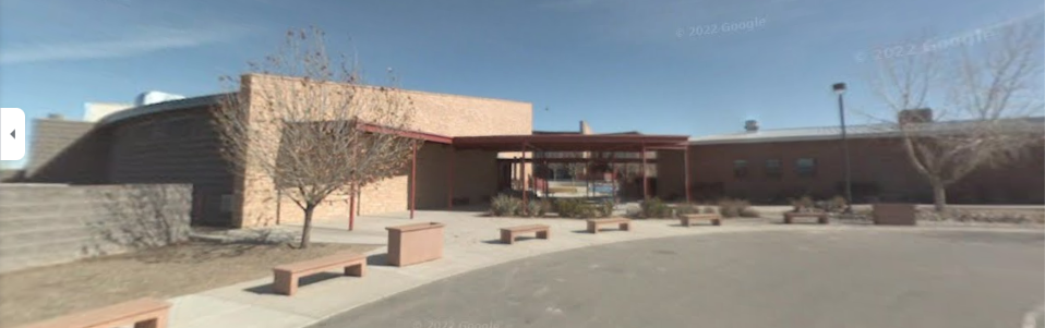 Atsá Biyáázh Community School in New Mexico